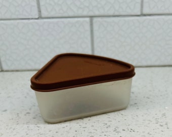 Retro Tupperware Pie Slice Keeper Container with Brown Lid. Tupperware 1799 Tupperware 269