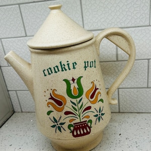 Lovely Vintage 1960&#39;s McCoy Cookie  &quot;Cookie Pot&quot; Cookie Jar, Kitchen Decor, Pottery USA Farmhouse Decor Collectible