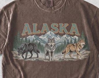 Alaska Wolves Vintage T-Shirt, Comfort Colors Wildlife Graphic Tee