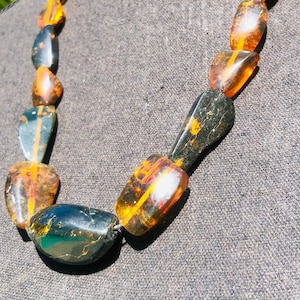 Speckled Gemstone Vintage Beaded Necklace