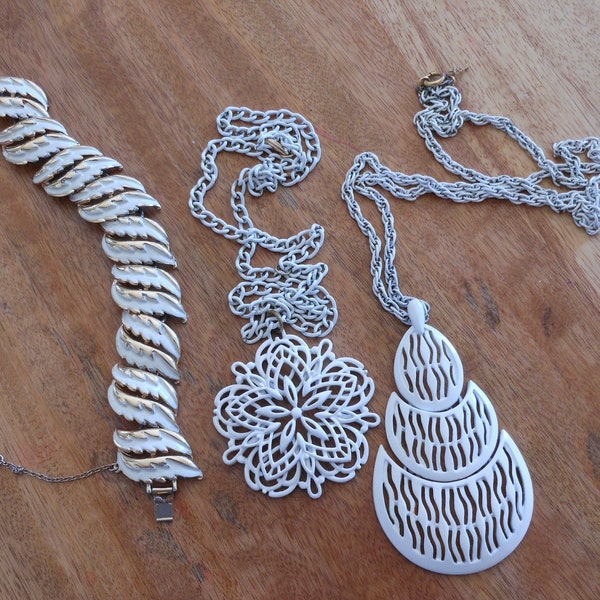 White Enamel Jewelry Lot Necklaces Bracelet Vintage Summer Enameled Signed Pieces