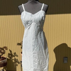 60s Barbizon Excelle Full Slip Dress White Lace Eyelet Trim Vintage Lingerie Size 32