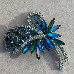 Mid Century Vintage Brooch Blue and Green Rhinestone Pin
