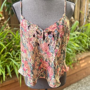 Victoria&#39;s Secret Gold Label Vintage Floral Camisole Tank Top Cami w/ Cut Outs Large