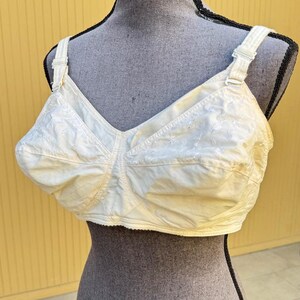 60s Beautee-Fit Circle - Lift Vintage Nursing Bra 38D