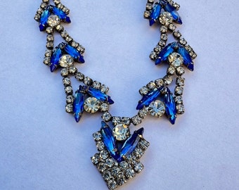 Collar vintage de diamantes de imitación azul zafiro de la década de 1950