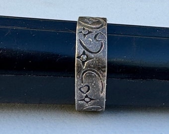 Anello vintage in argento sterling con dettagli decorati, misura 7 3/4