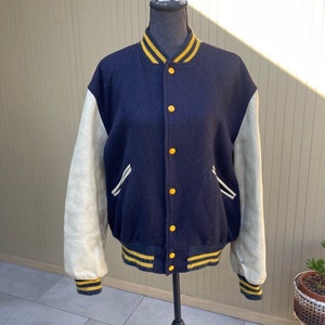 Vintage Butwin Class of 1978 rita Purple Wool Cheerleading Vintage Butwin Class of 1978 rita Purple Wool Cheerleading