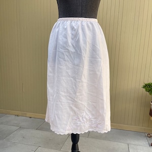 50s Barbizon Petti Belle Pink Half Slip Skirt Vintage Lingerie Medium