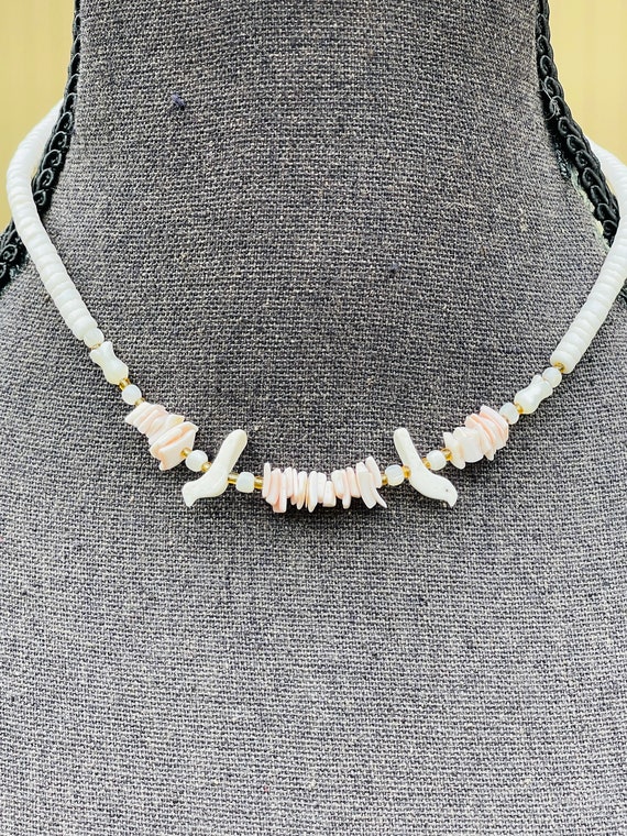 Fetish Bird Heishi Shell Vintage Beaded Necklace - image 4
