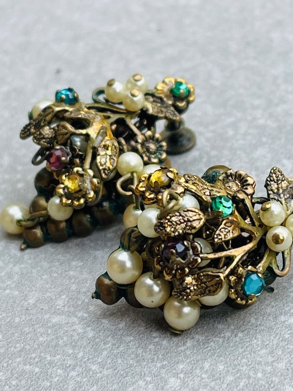 Miriam Haskell Style Grape Earrings Hanging Pearl… - image 4