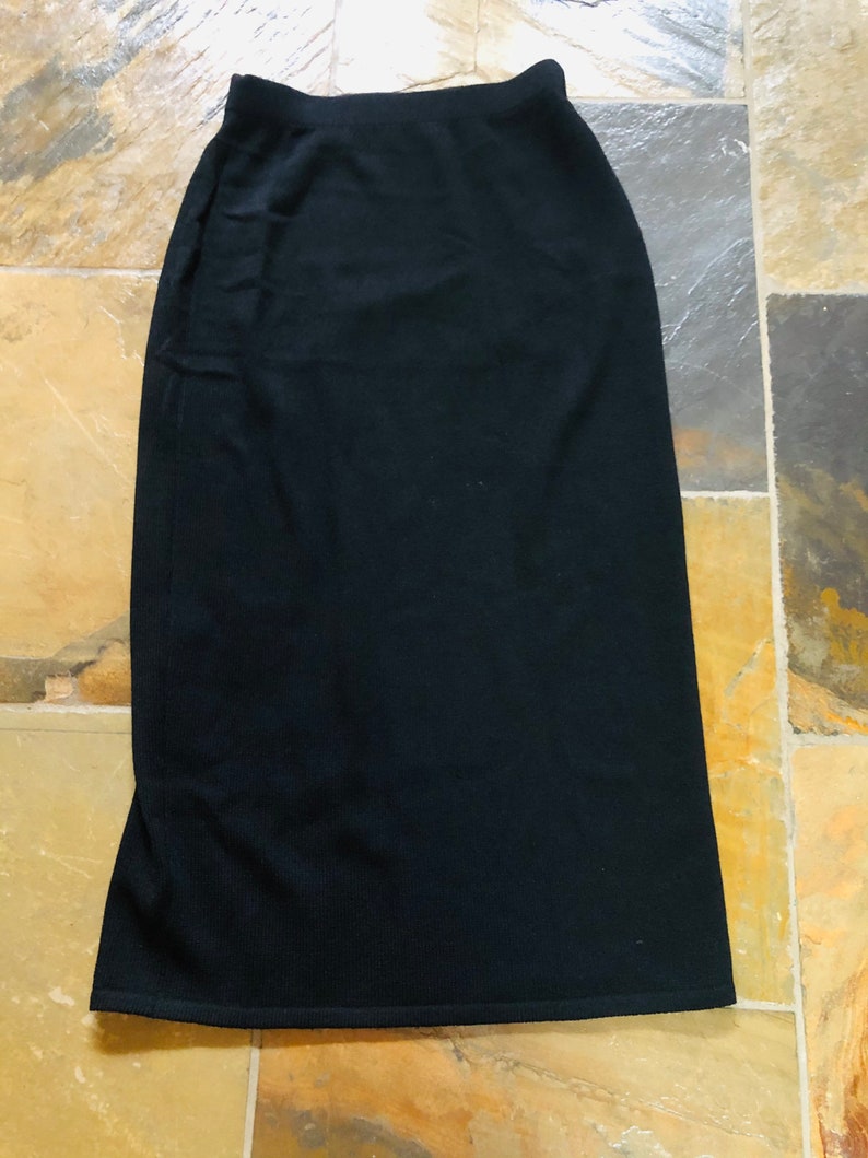 St John Black Knit Ribbed Skirt Size 4 image 1