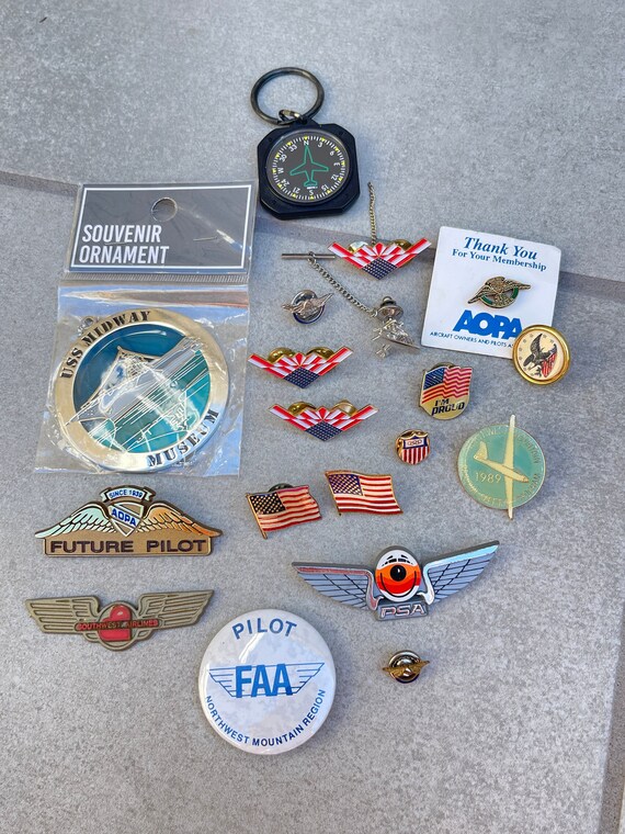 pilot airplane american flag Gem