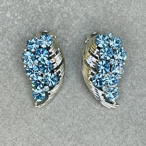 Lisner Blue Rhinestone Silver Clip On Vintage Earrings