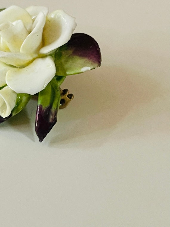 Cara China Staffordshire Porcelain White Flower V… - image 4