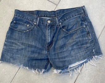 Vintage Levi's Cut Off Denim Jean Shorts 32