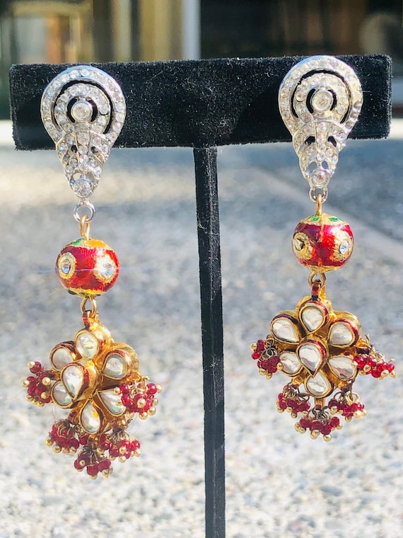 Buy Vighnaharta Brass Clip-On Earring For Women And Girls Online at Best  Prices in India - JioMart.