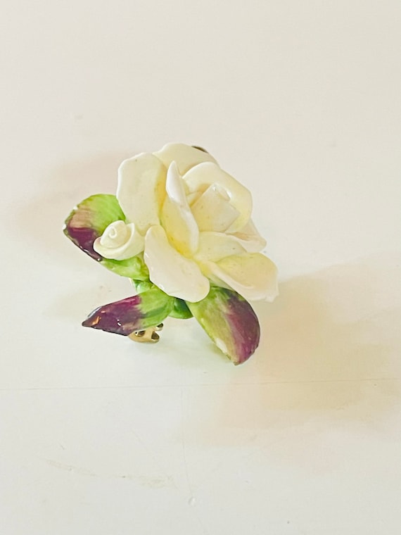 Cara China Staffordshire Porcelain White Flower V… - image 2