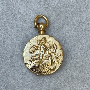 Gold Ornate Vintage Picture Locket