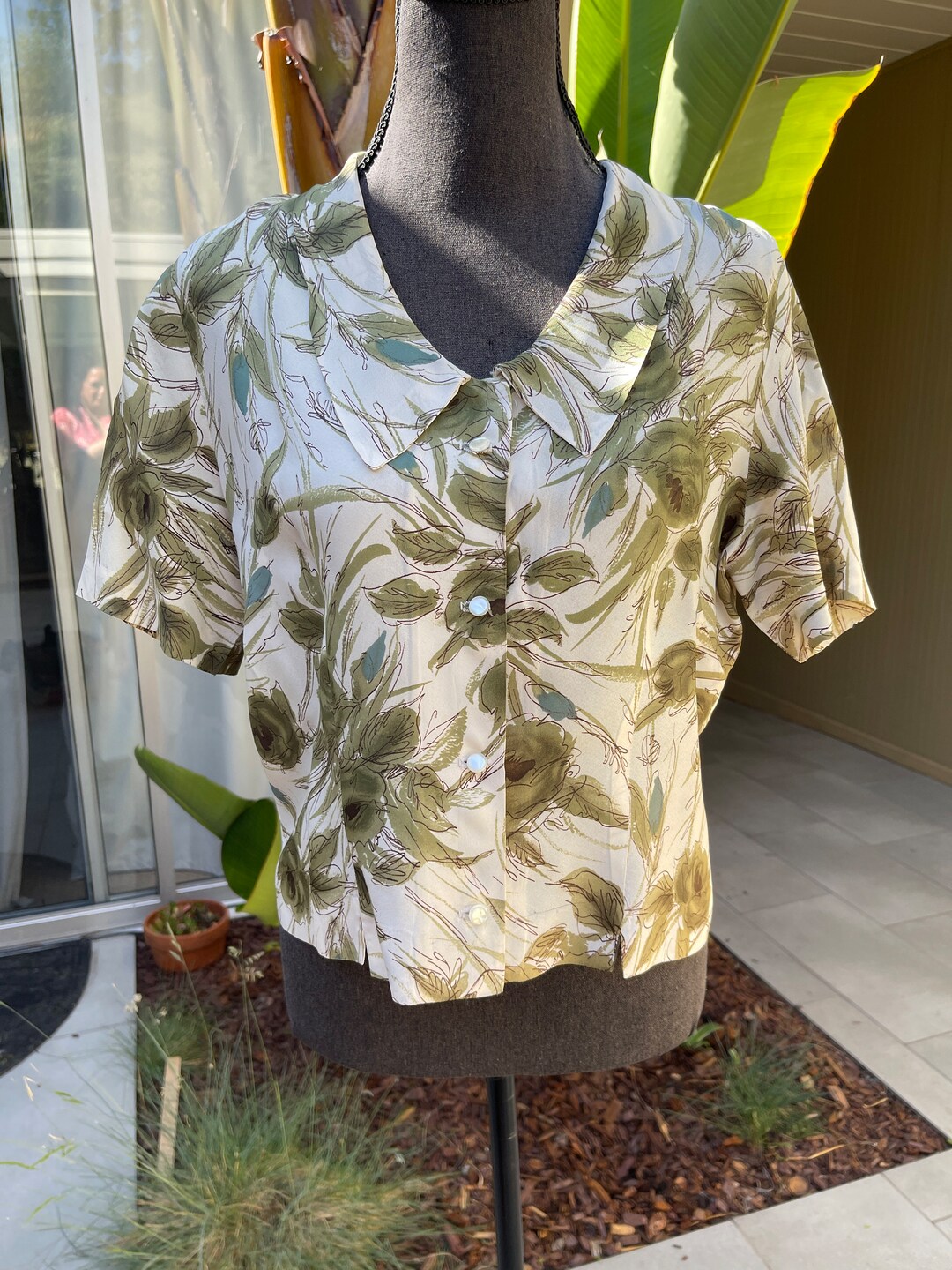 VTG WHITE GREEN BOTANICAL PATTERNED BUTTON-UP COLLARED BLOUSE UK 12 14