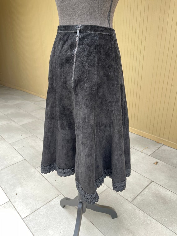 60s Suede Circle Skirt High Waist Vintage Skirt - image 6