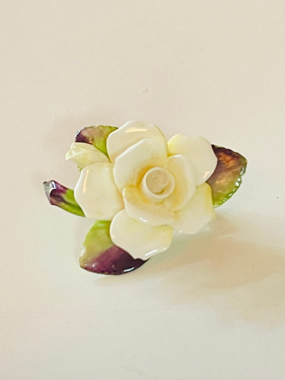 Cara China Staffordshire Porcelain White Flower V… - image 1