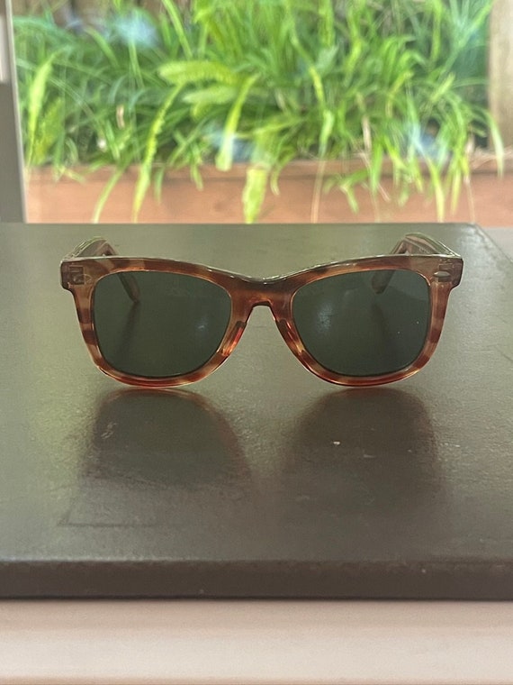 Vintage Brown Tortoise Shell Sunglasses Gray Lens… - image 3