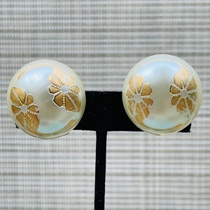 Round pearl white with gold enamel flower large vintage clip on earrings