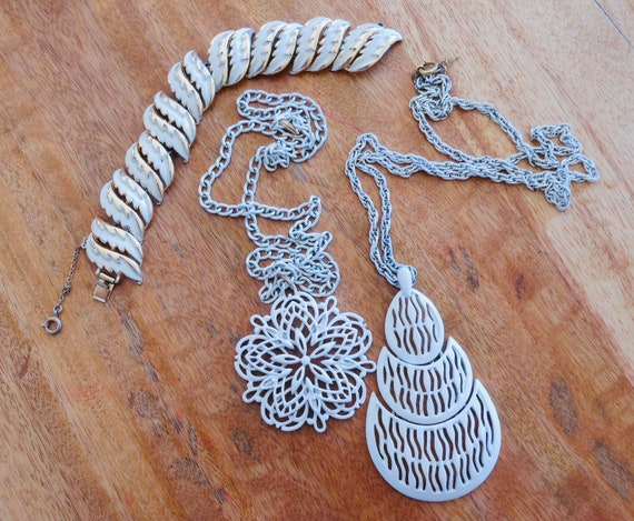 Lot De Colliers Et Bracelets émaillés Vintage Années 80/90 - Marque Remy Dis, Occasion