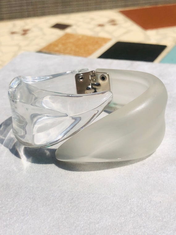 Frosted Clear Lucite Bypass Clamper Vintage Hinge… - image 1