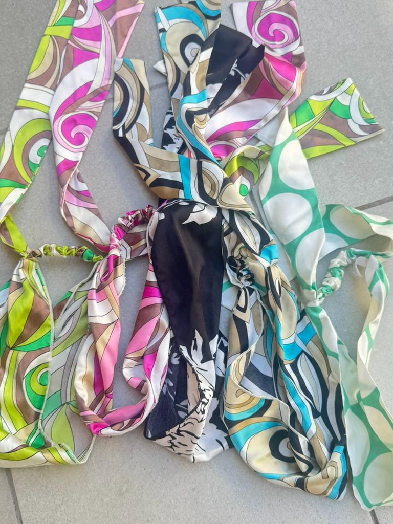 EMIRIO PUCCI 幾何学模様 スカーフ3枚セット 楽天市場】EMILIO PUCCI エミリオプッチ幾何学柄 シルク サテン