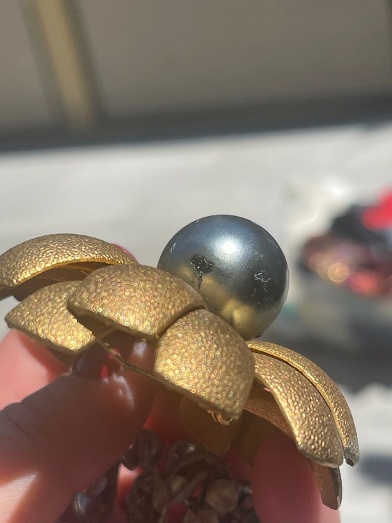 Kenneth Jay Lane Gold Large Flower Brooch Signed … - image 5