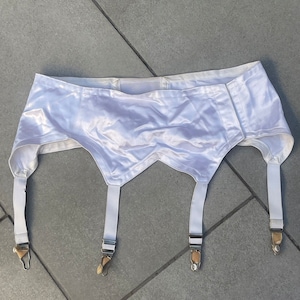 Jaren &#39;60 Gordel met metalen kousenbanden Witte Duitse Lingerie Jarretellegordel Klein
