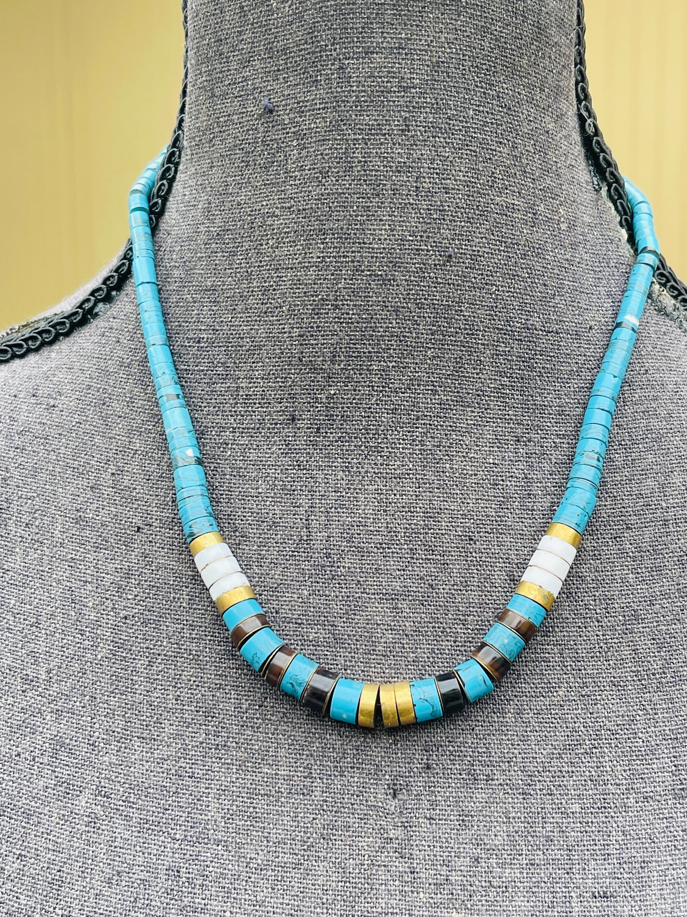 NAVAJO BEADS ターコイズ&シェルネックレス/60cm Navajo Turquoise & Sterling Silver Pearl Beaded 60 Inch Necklace