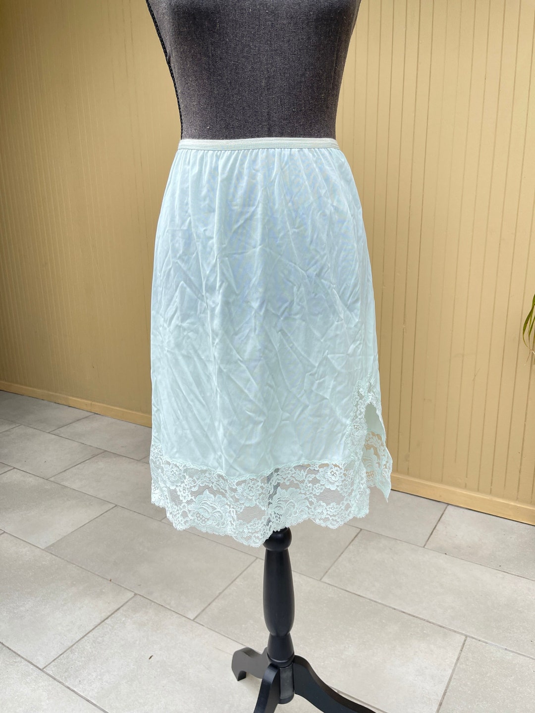 Vanity Fair Mint Green Half Slip Skirt Lace Trim Medium Etsy