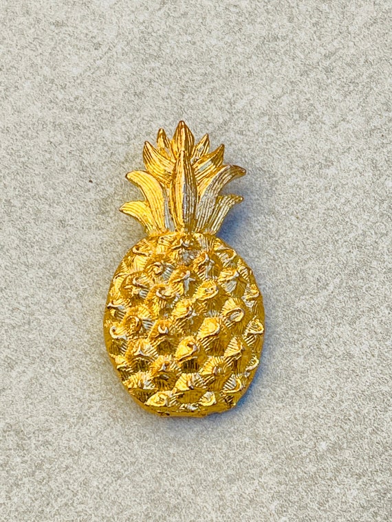 Gold Pineapple Brooch Vintage Fruit Pin - image 1