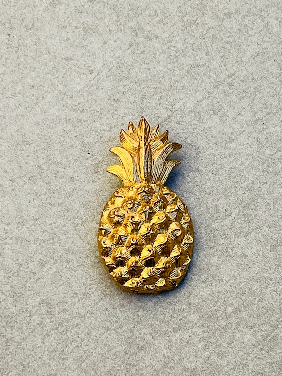 Gold Pineapple Brooch Vintage Fruit Pin - image 2