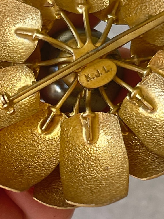 Kenneth Jay Lane Gold Large Flower Brooch Signed … - image 3