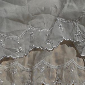 Barbizon Half Slip Skirt White Vintage Petti-Pam Underskirt 1950s Crepe Remarque Medium