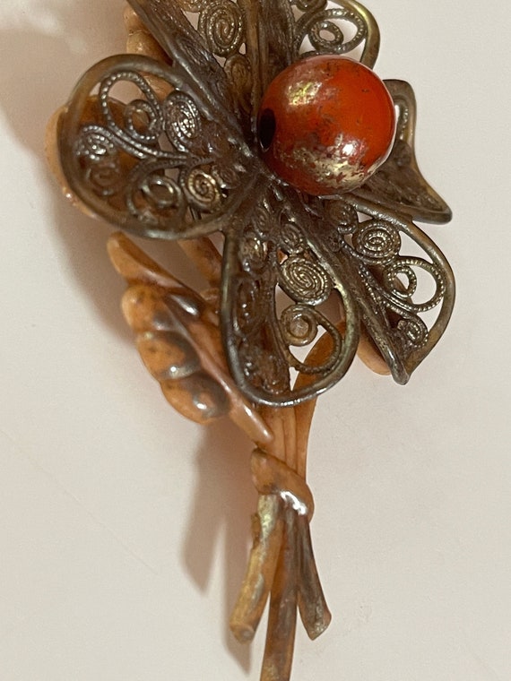 Brooch flower vintage plastic Gem