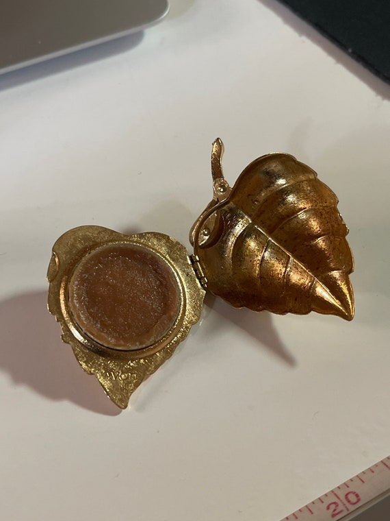 Perfume Glac Avon Jewelry Gold Necklace Leaf Locket Vintage Lot