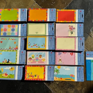 Postales de la Sra. Grossman USTED ELIGE Listo para decorar con calcomanías Proyecto de manualidades y arte para niños