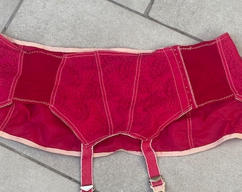 50s Red Lace Suspender Belt Girdle w/ Garters Vintage Lingerie 32