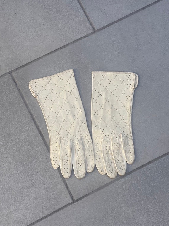 Perforated Leather Cream Vtg Gloves Women's 7
