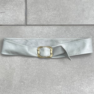 Beige Leather Vintage Cinch Belt Gold Buckle
