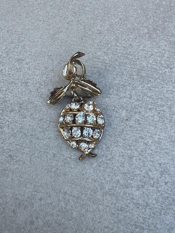 ピエールバルマン ブローチ フリンジ ラインストーン ゴールド ピエールバルマン ブローチ フリンジ ラインストーン ゴールド