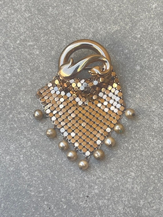 Gold Chainmail Mesh Brooch Dangling Pearls Vintag… - image 2