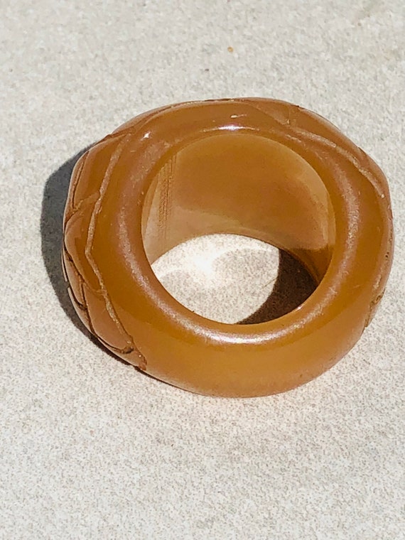 Butterscotch Bakelite Carved Crocodile Skin Ring … - image 4