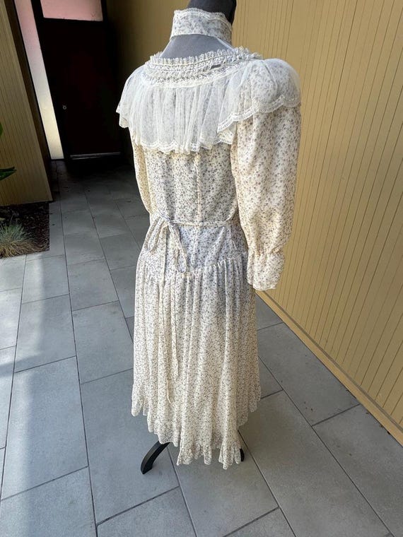 70s Victorian Prairie Dress: Act 1 Lace Ruffles, … - image 9