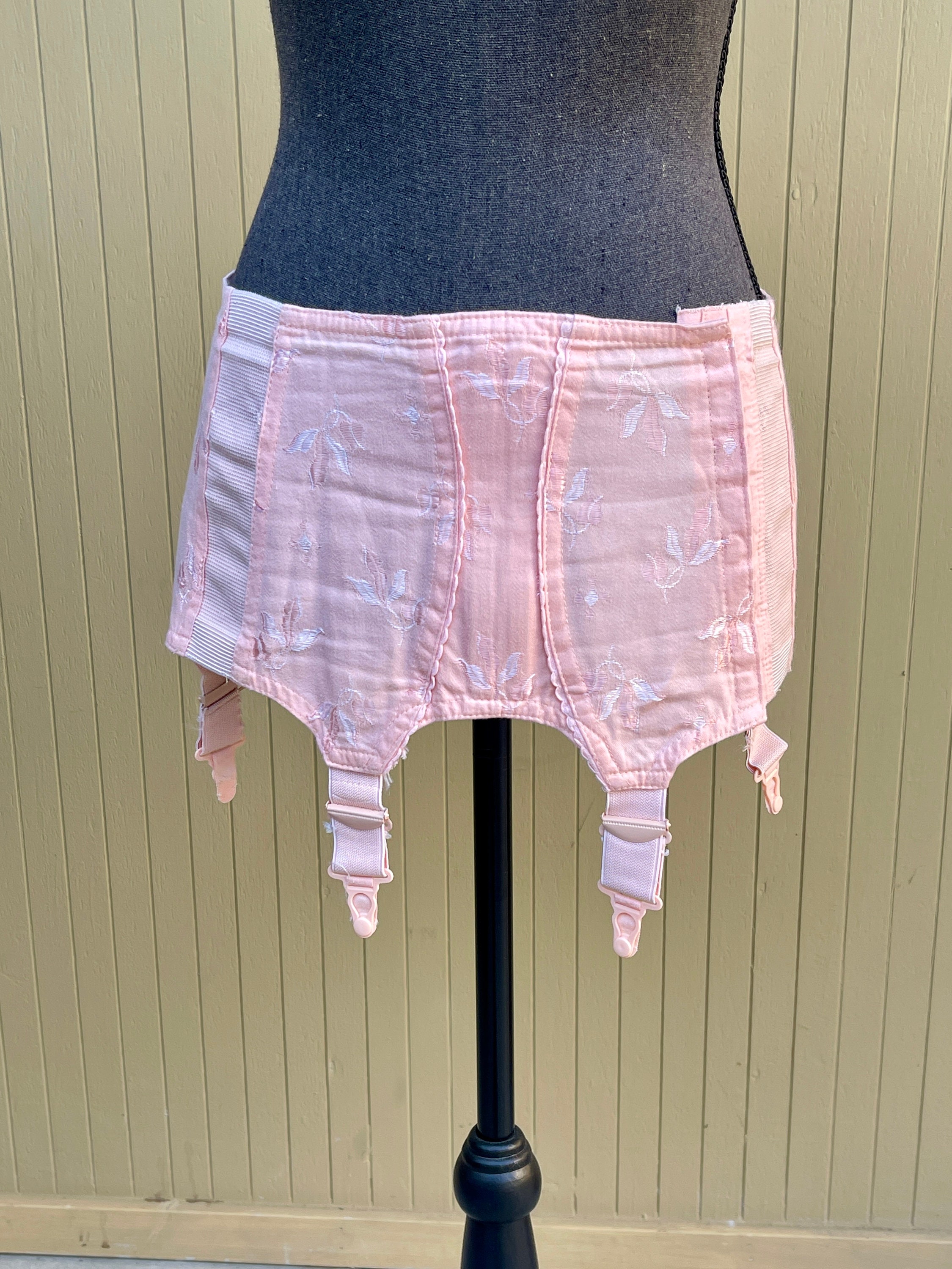 vintage garter belt skirt BELT WITH KNIFE – FloralTrip main image 1